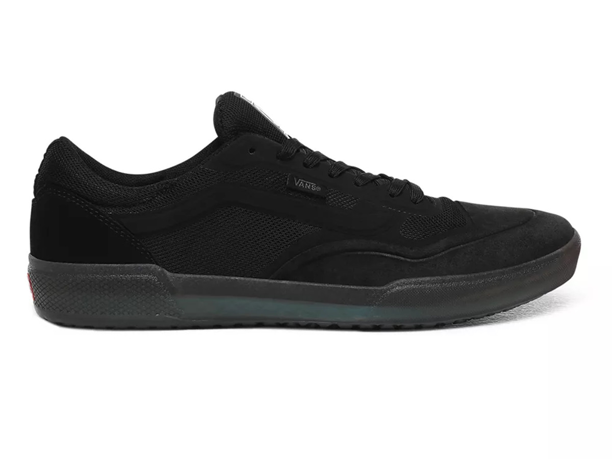 Buy > van all black > in stock