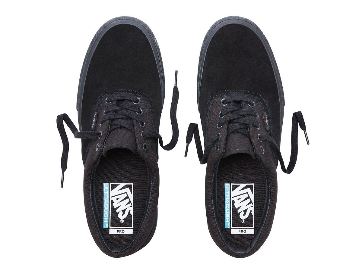 vans era blackout