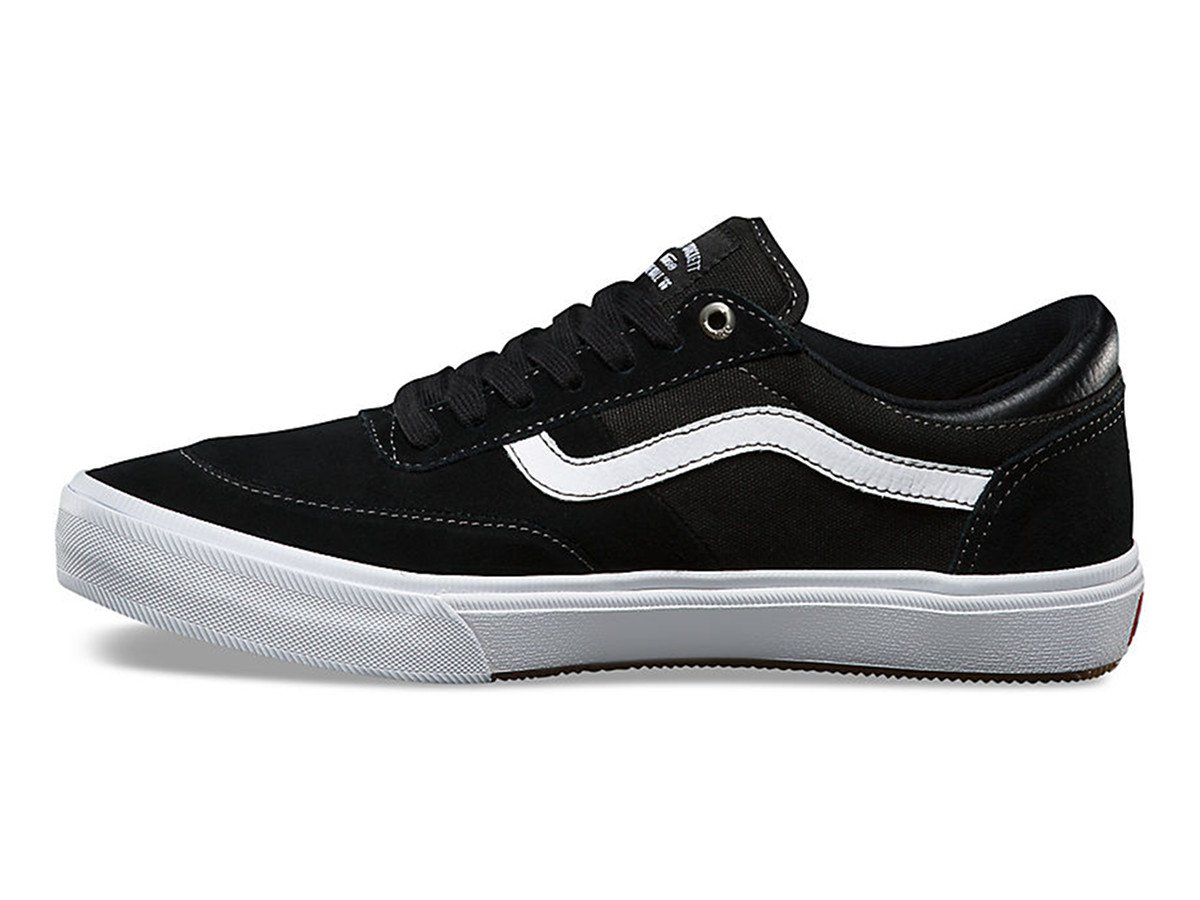 vans gilbert crockett 2 pro black white