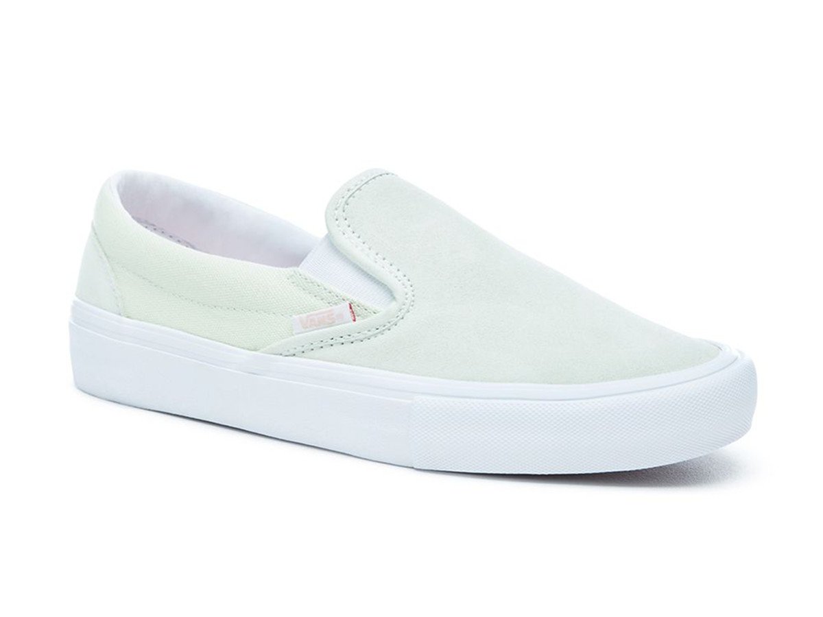 vans slip on pro white