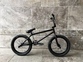 Jonas Bader - Bike Check 2017