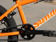 Sunday Bikes "Primer 18" 2023 BMX Rad - 18 Zoll | Gloss Orange Soda