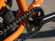 Sunday Bikes "Primer 18" 2023 BMX Rad - 18 Zoll | Gloss Orange Soda
