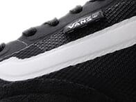 Vans "AVE" Shoes - Black/White