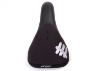 Ezra "Karl Poynter" Pivotal Sattel