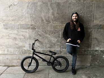 Jonas Bader - Bike Check 2017