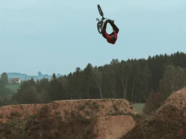 BMX Dirt - Simon Moratz X kunstform