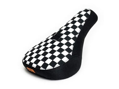 Cult X Vans "Slip-On Checkerboard" Pivotal Sattel
