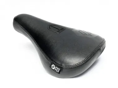 Proper Bikes "Faux" Pivotal Sattel