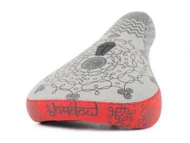 The Shadow Conspiracy "Penumbra" Pivotal Seat - Joris Coulomb | Series 8