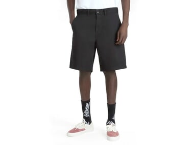 Vans "Authentic Chino Relaxed" Short Pants - Black