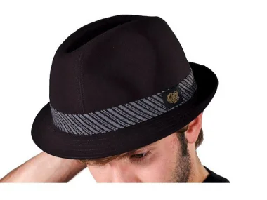 Chico Clothing "Rock-E" Hut