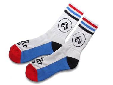 eclat "08" Socks - White