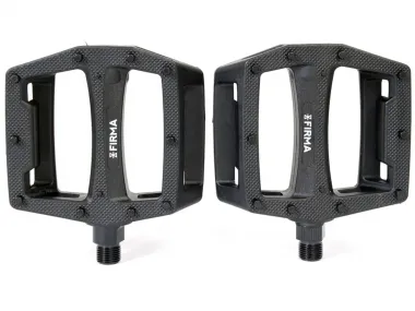 Firma "Plasitc" Pedale