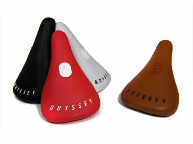 Odyssey "Senior 2 Vinyl" Pivotal Sattel