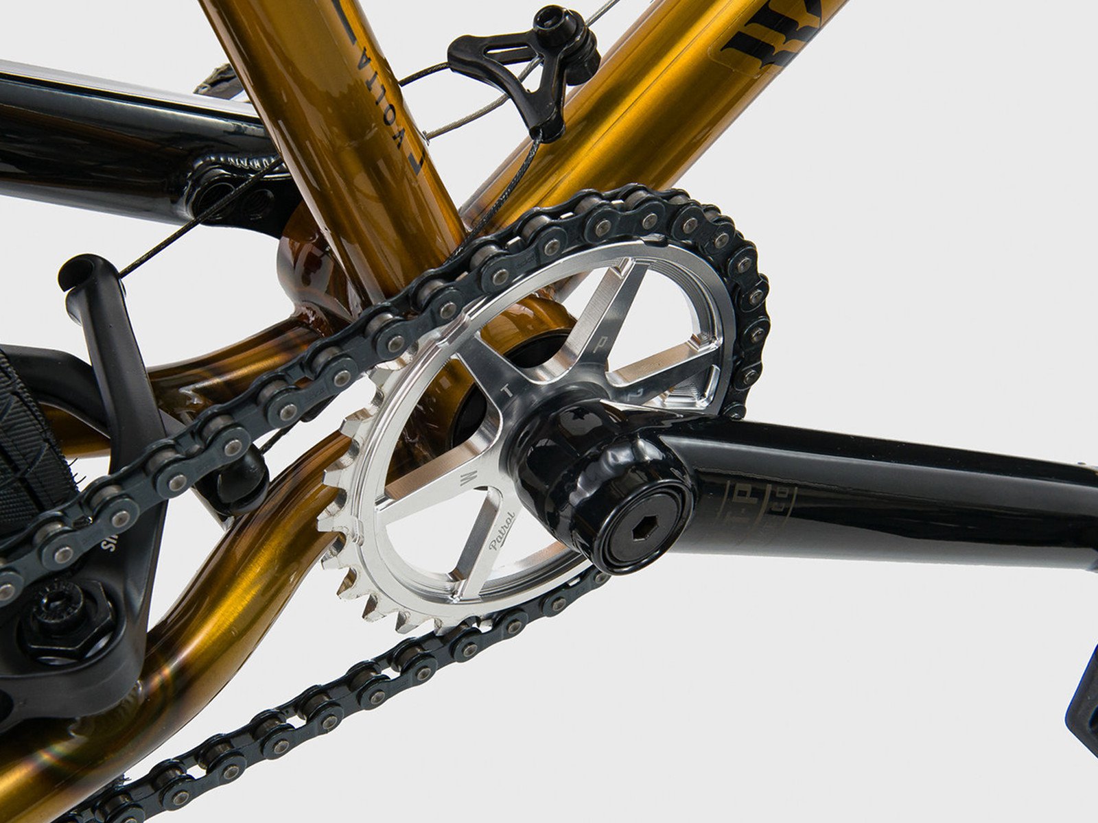 wethepeople "Volta" 2018 BMX Bike Translucent Honey Gold kunstform